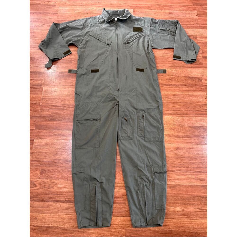 US Military Intermediate Flight Suit XL Sage Green